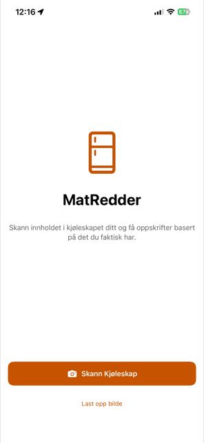 Vi sto foran kjøleskapet uten anelse om hva vi kunne lage, og endte med å bestille takeaway igjen. Nå skanner vi det som faktisk ligger der, og får en oppskrift tilbake.